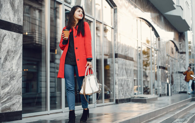 Jak ubierać się w chłodne dni?