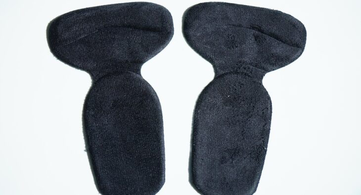 Odkryj Sekret Komfortowego Chodzenia: Poradnik Wyboru Wkładek Ortopedycznych Idealnych dla Twojego Obuwia!